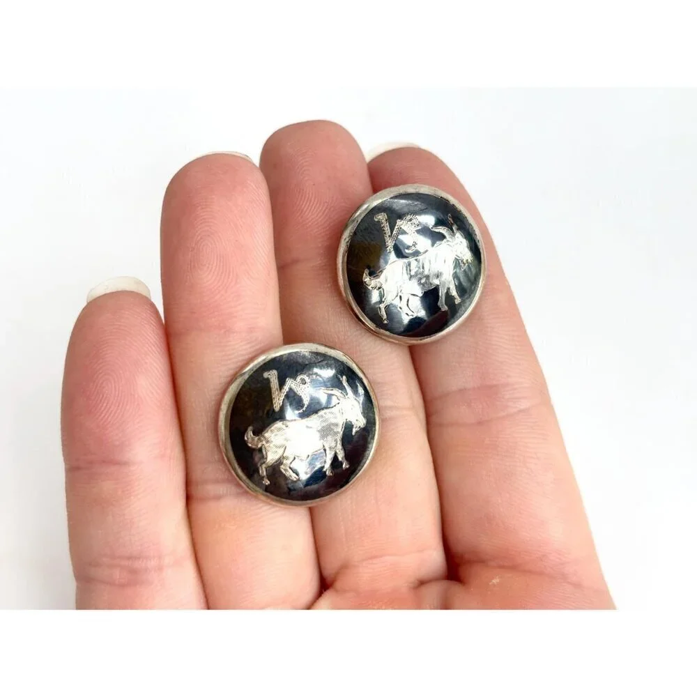 Siam Sterling Taurus Figural Nielloware Enamel Vintage Black Round Cufflinks